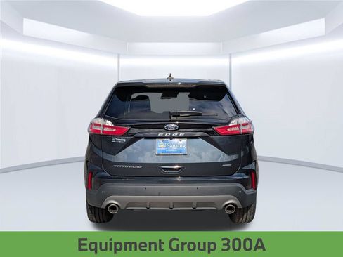 Used 2022 Ford Edge Titanium AWD/4WD image 5