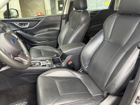 Used 2023 Subaru Forester Touring AWD/4WD image 14