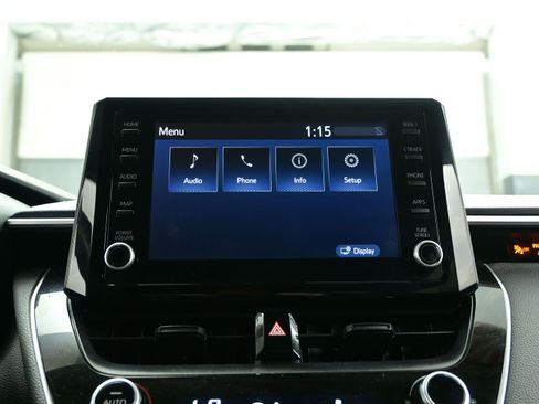 Used 2022 Toyota Corolla LE FWD image 17