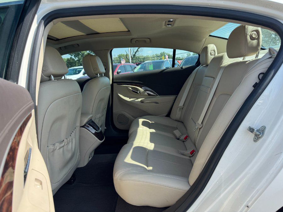 Used 2014 Buick LaCrosse Premium AWD/4WD image 16