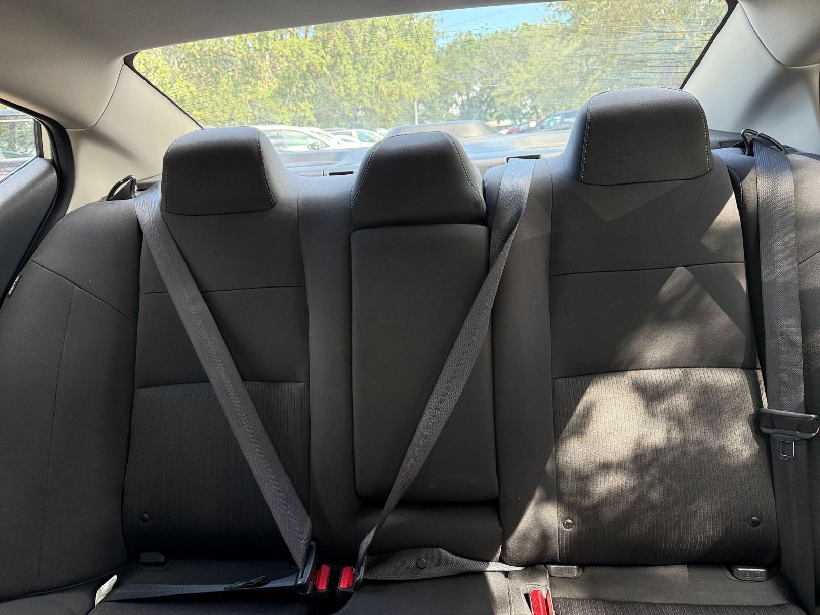 Used 2025 Nissan Altima 2.5 SV FWD image 34