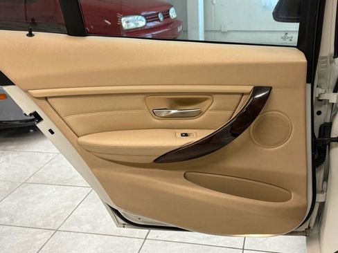 Used 2014 BMW 328i Sedan image 17