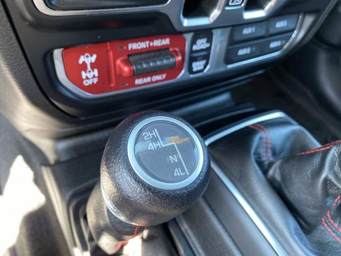 Used 2023 Jeep Wrangler Unlimited Rubicon w/ Steel Bumper Group AWD/4WD image 24