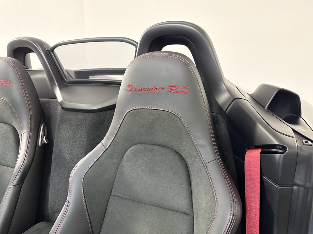 Certified 2024 Porsche 718 Boxster Spyder RS RWD image 37