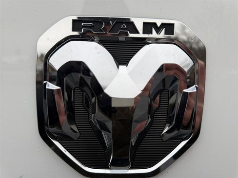 New 2026 RAM ProMaster 2500 w/ Premium Convenience Group image 17