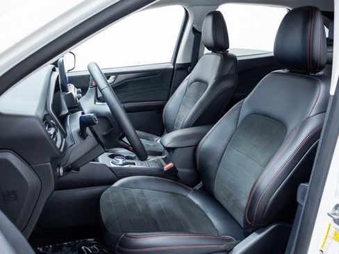 Used 2022 Ford Escape SEL w/ SEL Stealth AWD Package image 23