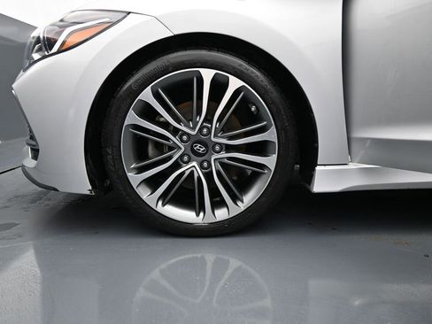 Used 2018 Hyundai Elantra Sport FWD image 28