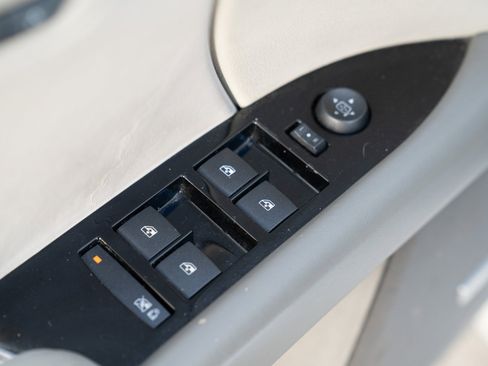 Used 2013 Cadillac XTS Platinum w/ Driver Assist Package image 20