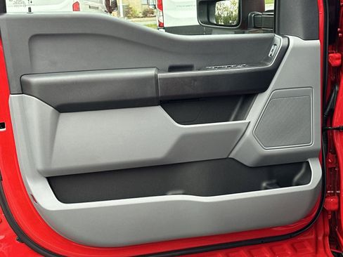 New 2026 Ford F350 XL w/ XL Chrome Package image 15