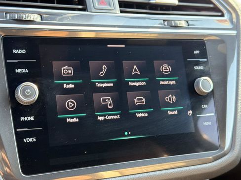 Certified 2024 Volkswagen Tiguan SE R-Line FWD image 30
