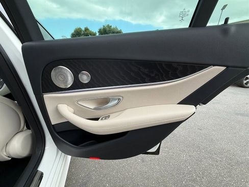 Used 2021 Mercedes-Benz E 350 Sedan image 33