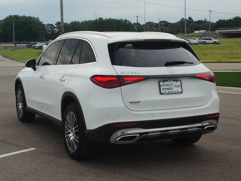 Used 2025 Mercedes-Benz GLC 300 image 16