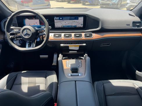 New 2026 Mercedes-Benz GLE 53 AMG 4MATIC Coupe image 32