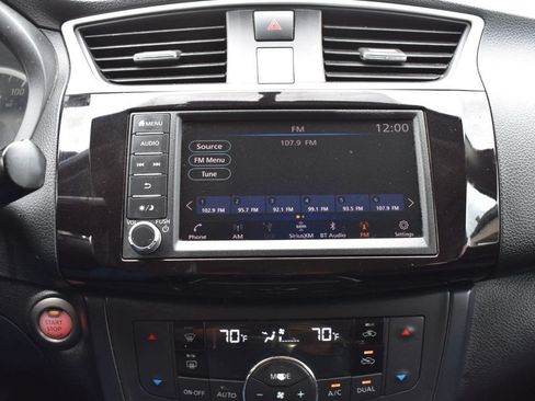 Used 2019 Nissan Sentra SV FWD image 31