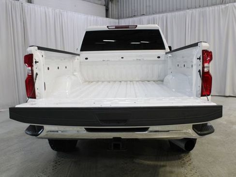 Used 2024 Chevrolet Silverado 2500 LTZ image 30