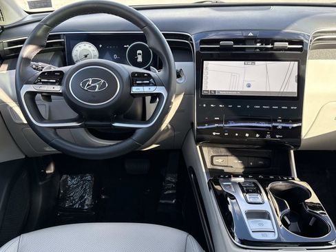 Used 2023 Hyundai Tucson Limited image 2