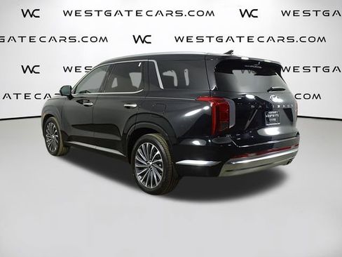 Used 2024 Hyundai Palisade Calligraphy image 5