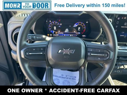 Used 2024 Chevrolet Colorado Trail Boss image 15