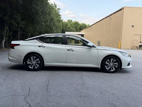 Used 2019 Nissan Altima 2.5 S FWD image 8