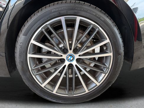 Used 2023 BMW 530e xDrive AWD/4WD image 27
