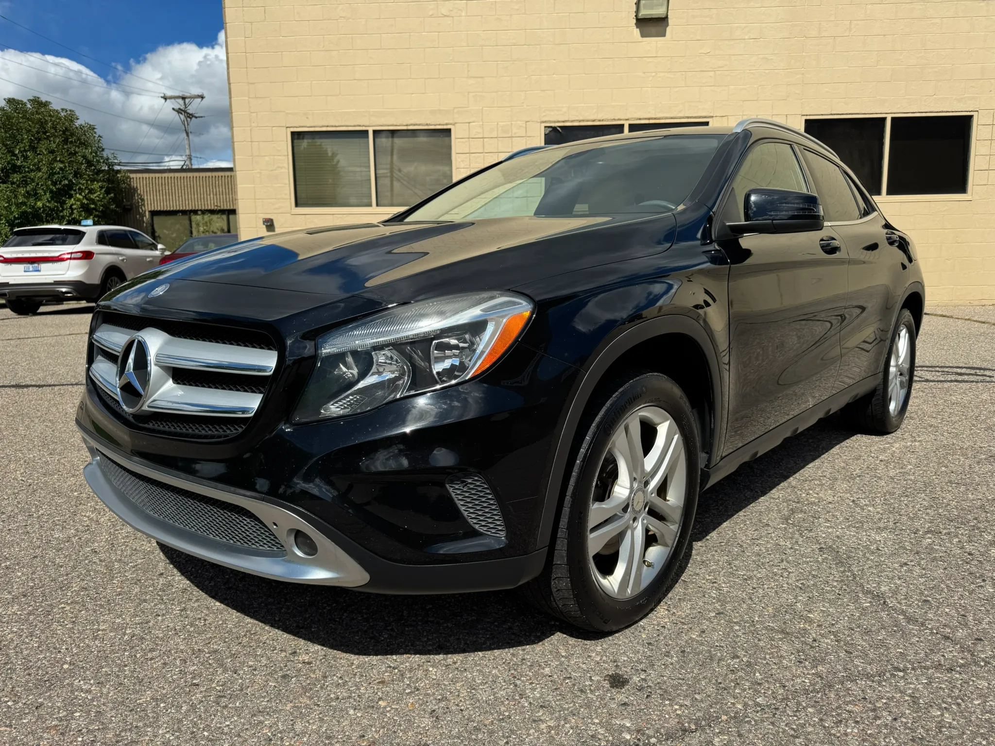 Used 2015 Mercedes-Benz GLA 250 4MATIC image 3