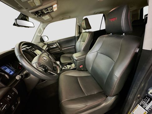 Used 2024 Toyota 4Runner TRD Off-Road Premium image 13