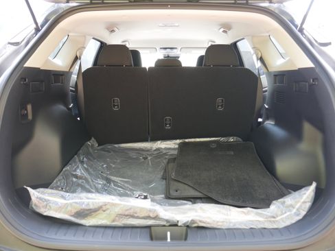 Certified 2024 Kia Sportage LX image 9