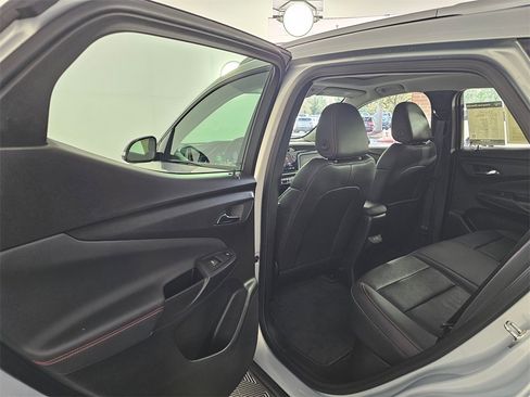 Used 2023 Chevrolet Bolt EUV Premier w/ Sun & Sound Package image 17