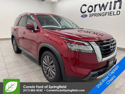 Used 2023 Nissan Pathfinder SL w/ SL Premium Package image 6