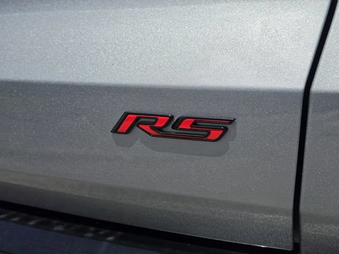 New 2026 Chevrolet Traverse RS w/ LPO, Floor Liner Package FWD image 13