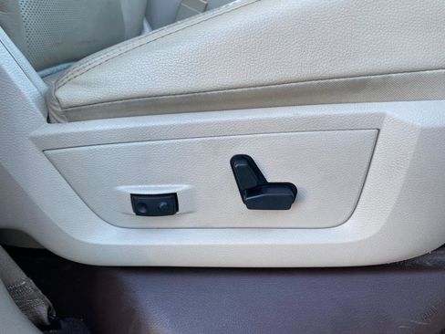 Used 2016 RAM 1500 Laramie w/ Convenience Group image 50