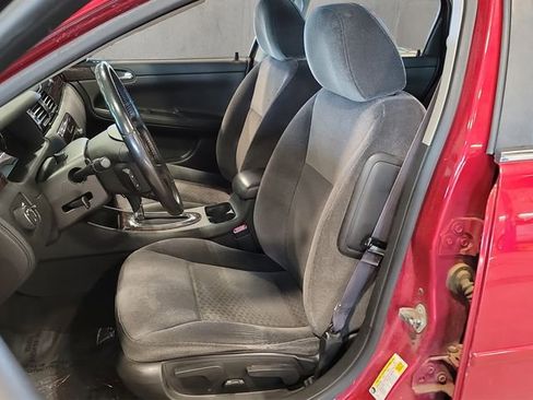 Used 2014 Chevrolet Impala LT w/ LT Sunroof Package image 21