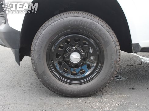 Used 2025 Chevrolet Colorado W/T w/ WT Convenience Package II image 30