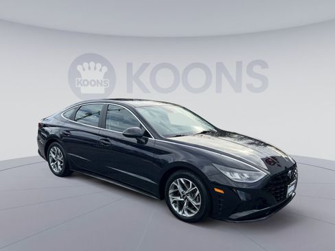 Used 2023 Hyundai Sonata SEL w/ Cargo Package image 10