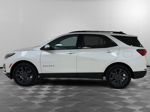 Certified 2022 Chevrolet Equinox RS w/ RS Leather Package AWD/4WD image 2