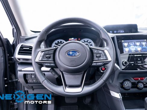 Used 2024 Subaru Forester Premium image 18