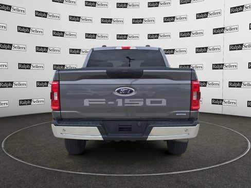 Used 2022 Ford F150 XLT image 5
