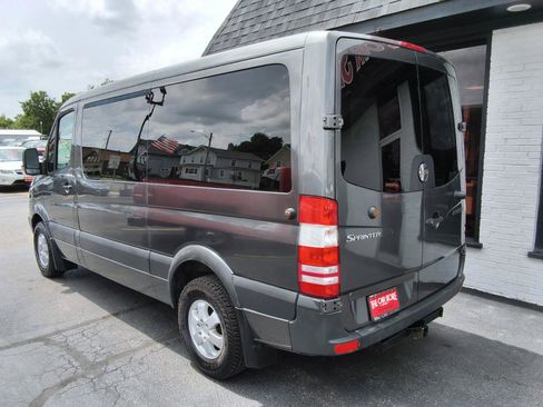 Used 2013 Freightliner Sprinter 2500 RWD image 6