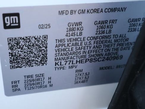 Used 2025 Chevrolet Trax LT w/ LT Convenience Package image 38