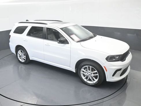 Used 2023 Dodge Durango GT image 61