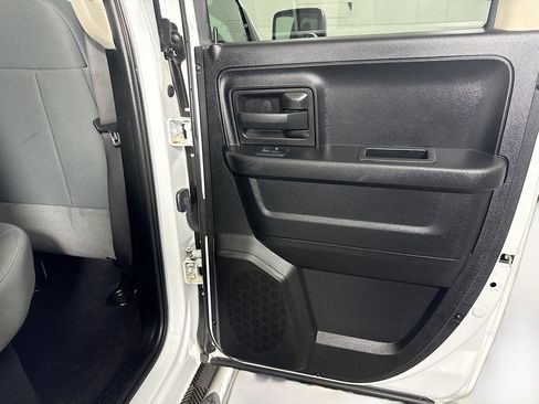 Used 2020 RAM 1500 Tradesman w/ Chrome Plus Package image 27