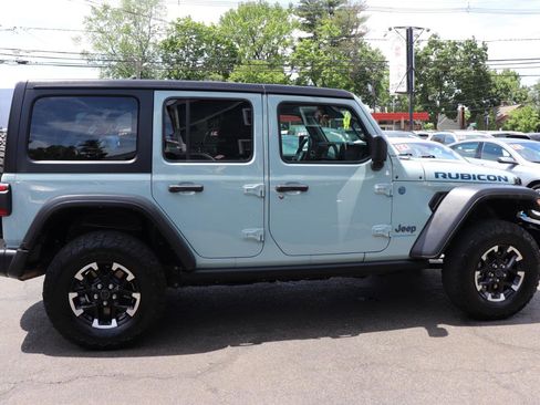 Used 2024 Jeep Wrangler Unlimited Rubicon 4xe AWD/4WD image 6