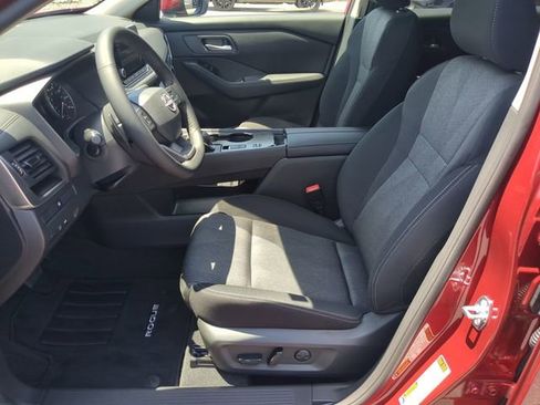 New 2026 Nissan Rogue SV FWD image 13