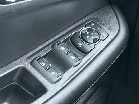 Used 2024 Ford Edge SE AWD/4WD image 39