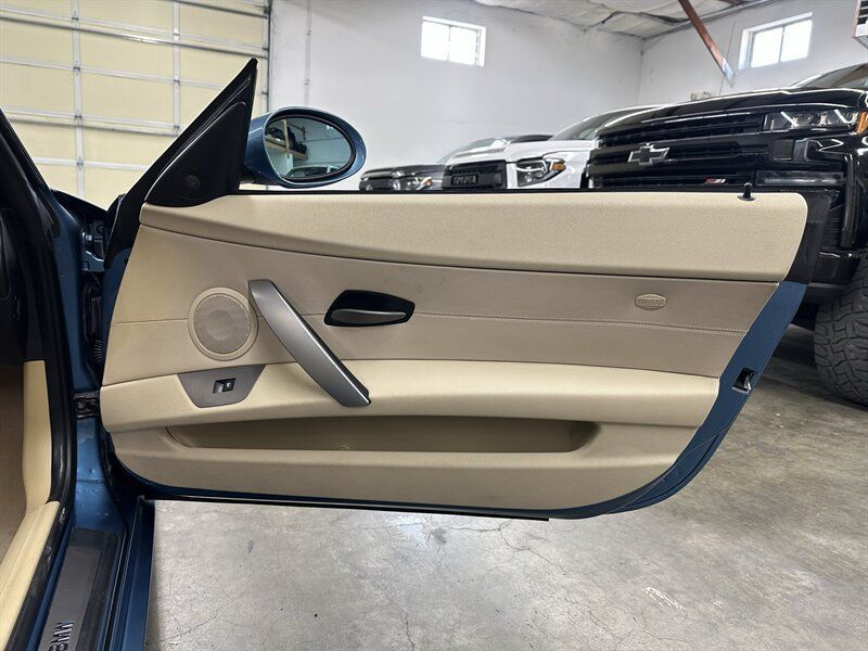Used 2003 BMW Z4 3.0i RWD image 20