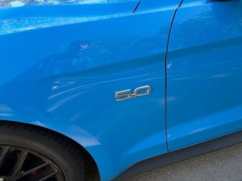 Used 2022 Ford Mustang GT Premium w/ GT Performance Package RWD image 11