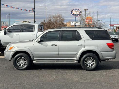 Used 2005 Toyota Sequoia Limited image 28