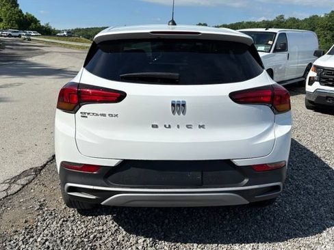 Used 2024 Buick Encore GX Preferred w/ Comfort Package AWD/4WD image 3