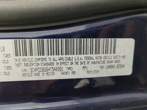 Used 2017 Dodge Journey SXT w/ Comfort/Convenience Group image 33