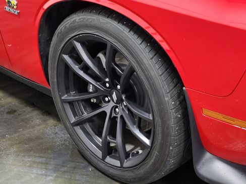 Used 2020 Dodge Challenger R/T Scat Pack image 37